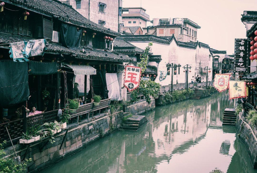 “新春杯”气排球比赛开赛